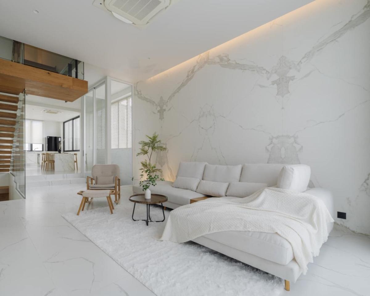 ขายทาวน์โฮมสุขุมวิท อโศก ทองหล่อ : 🔥ขายด่วน+🔥บ้านสร้างใหม่ ใจกลางเอกมัย ซอย 10