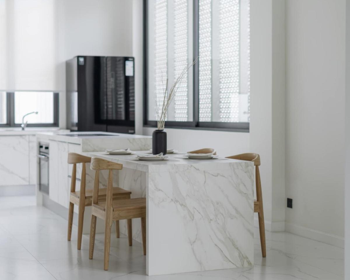 ขายทาวน์โฮมสุขุมวิท อโศก ทองหล่อ : 🔥ขายด่วน+🔥บ้านสร้างใหม่ ใจกลางเอกมัย ซอย 10