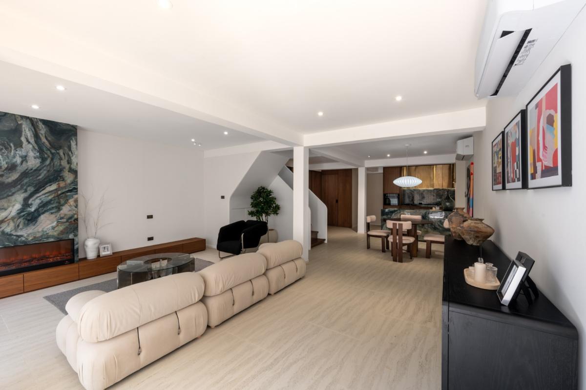 ขายทาวน์โฮมสาทร นราธิวาส : 🔥ขายด่วน+🔥 ทาวน์โฮมตกแต่งสวยรีโนเวทใหม่บนถนนจันทร์ สาทร