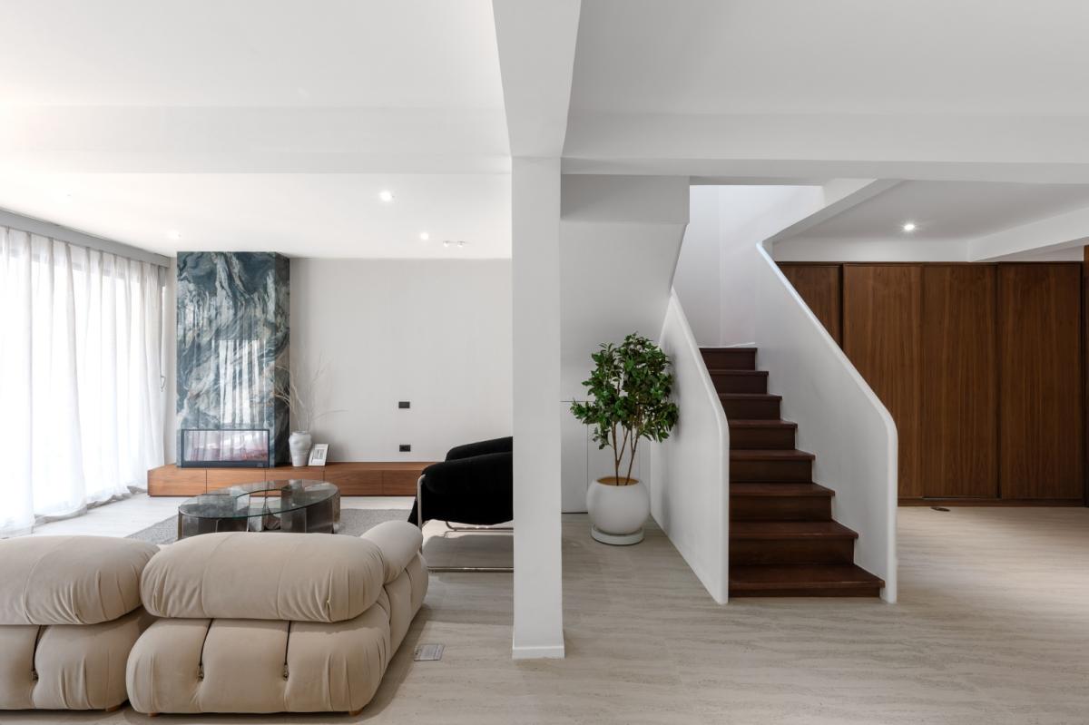 ขายทาวน์โฮมสาทร นราธิวาส : 🔥ขายด่วน+🔥 ทาวน์โฮมตกแต่งสวยรีโนเวทใหม่บนถนนจันทร์ สาทร