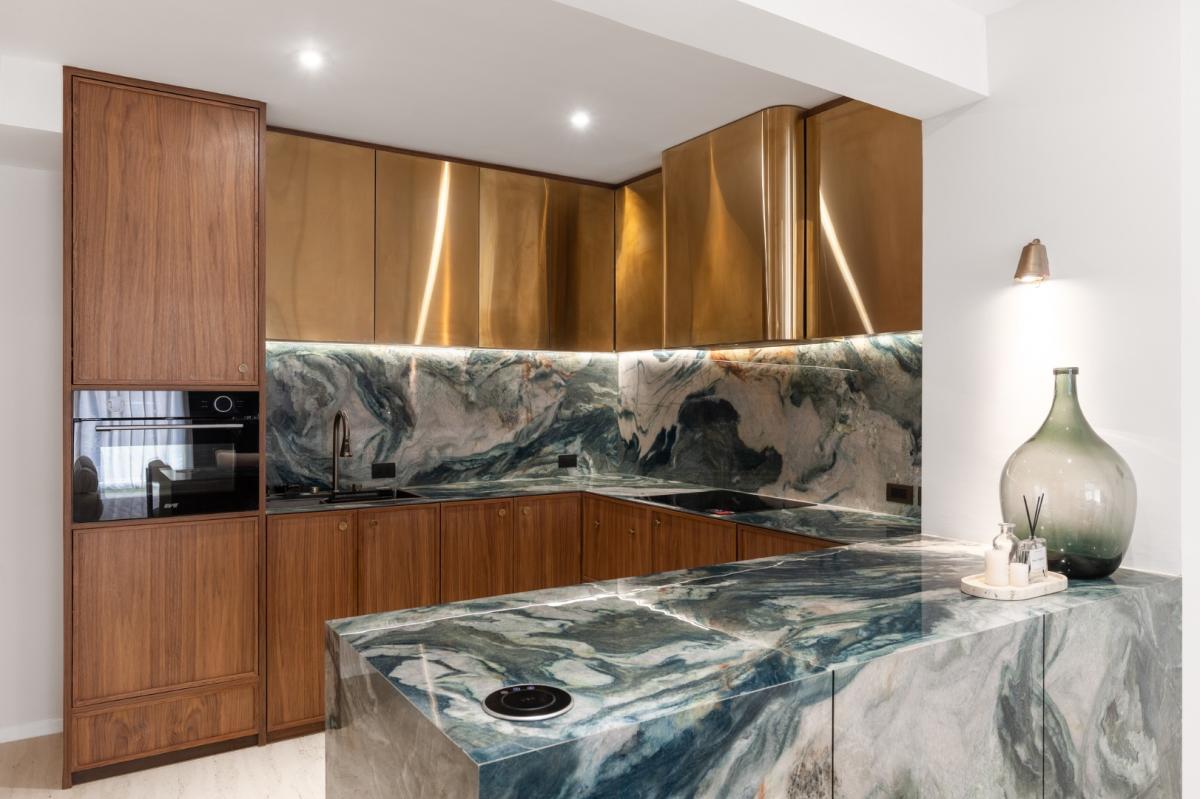 ขายทาวน์โฮมสาทร นราธิวาส : 🔥ขายด่วน+🔥 ทาวน์โฮมตกแต่งสวยรีโนเวทใหม่บนถนนจันทร์ สาทร