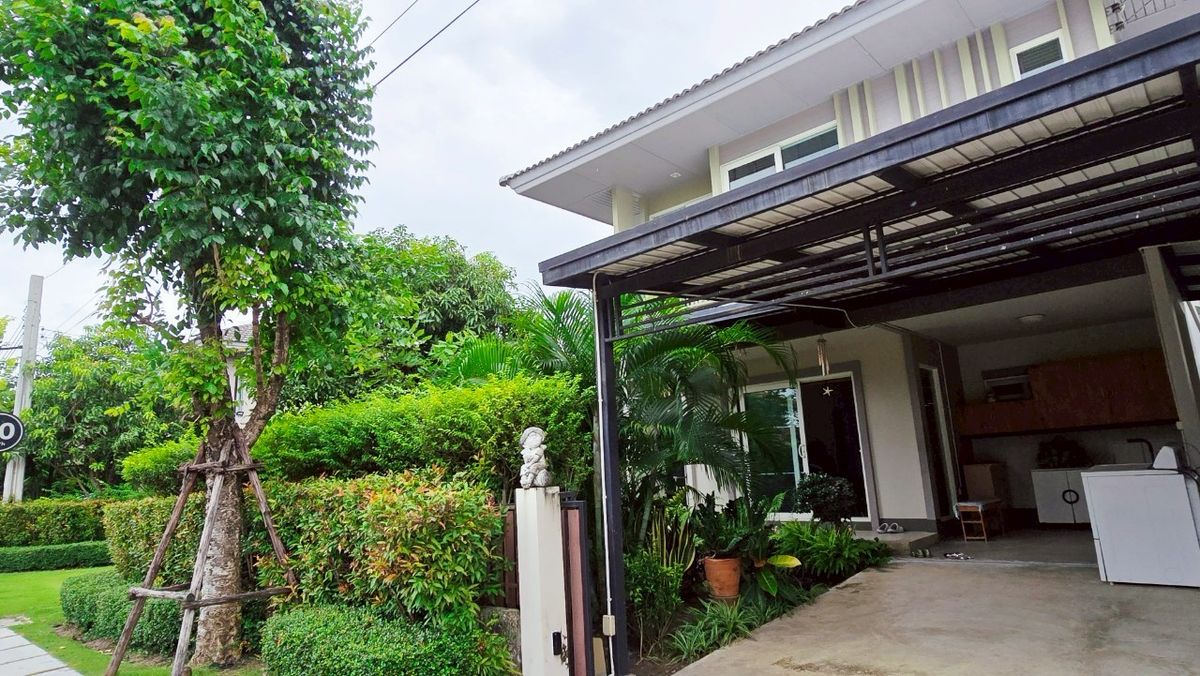 ขายบ้านบางนา แบริ่ง ลาซาล : ขายบ้านเดี่ยว 2 ชั้น หมู่บ้านคณาสิริ บางนา ราคาพิเศษเพียง 5.8 ล้านบาท พร้อมเข้าอยู่ | พร้อมโอน