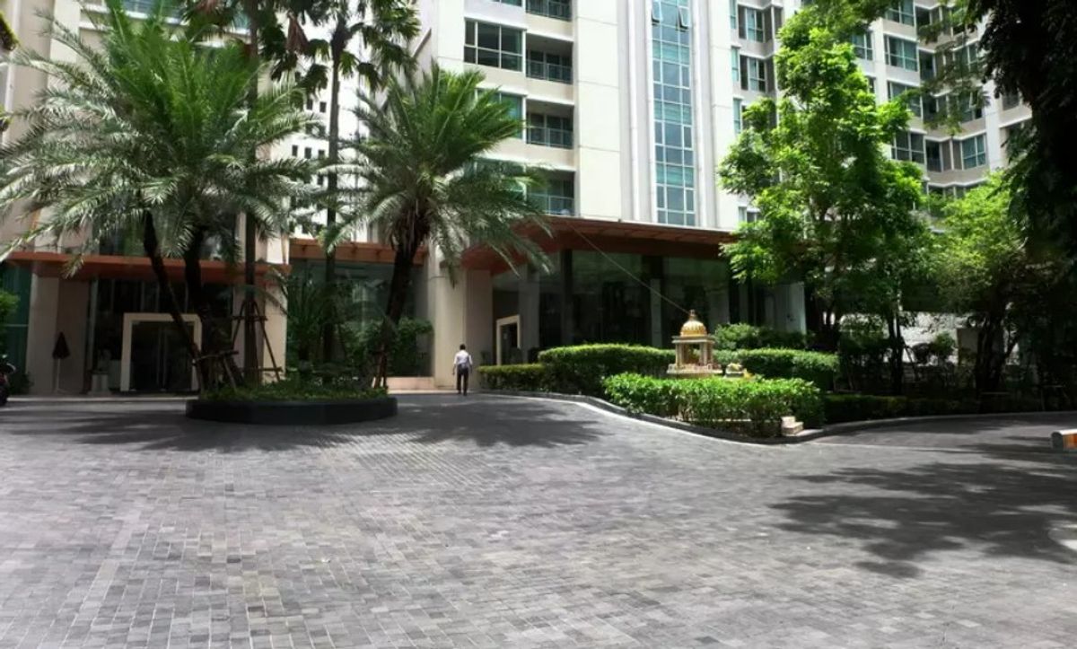 ขายคอนโดวิทยุ ชิดลม หลังสวน : ขายขาดทุน! The address chidlom 1ห้องนอน 1ห้องน้ำ  คอนโดห้องมุม ชั้นสูง ใจกลาง ชิดลม เพียง 6.7 ล้าน Tel: 089-857-665 