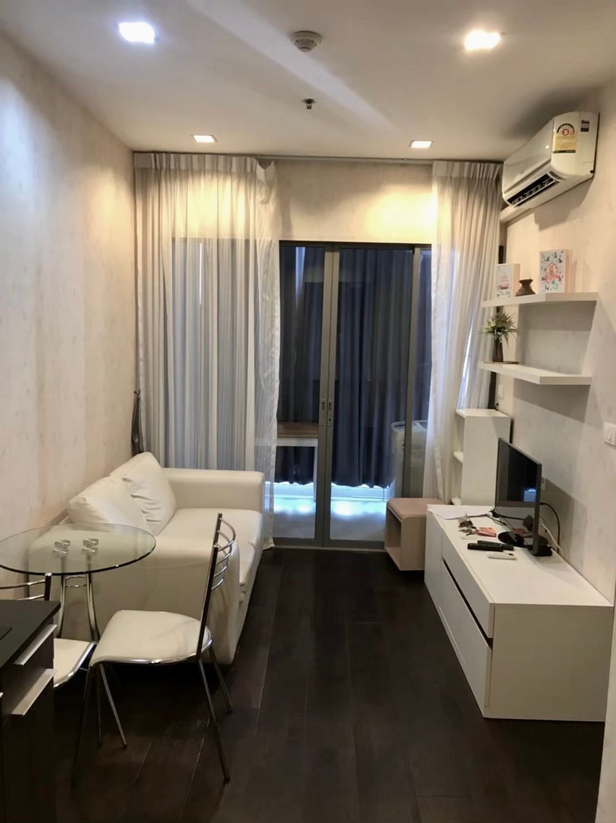 ให้เช่าคอนโดราชเทวี พญาไท : For Rent - IDEO Q Phayathai - unblocked view - 1Bedroom 1Bathroom - Double-layer windows - Fully furnished 