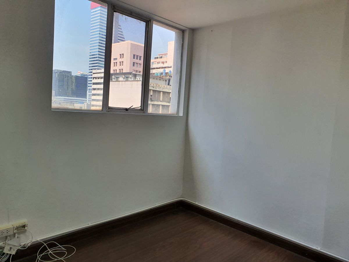 For RentOfficeSilom, Saladaeng, Bangrak : Office for Rent Near BTS / MRT (Silom Road) 