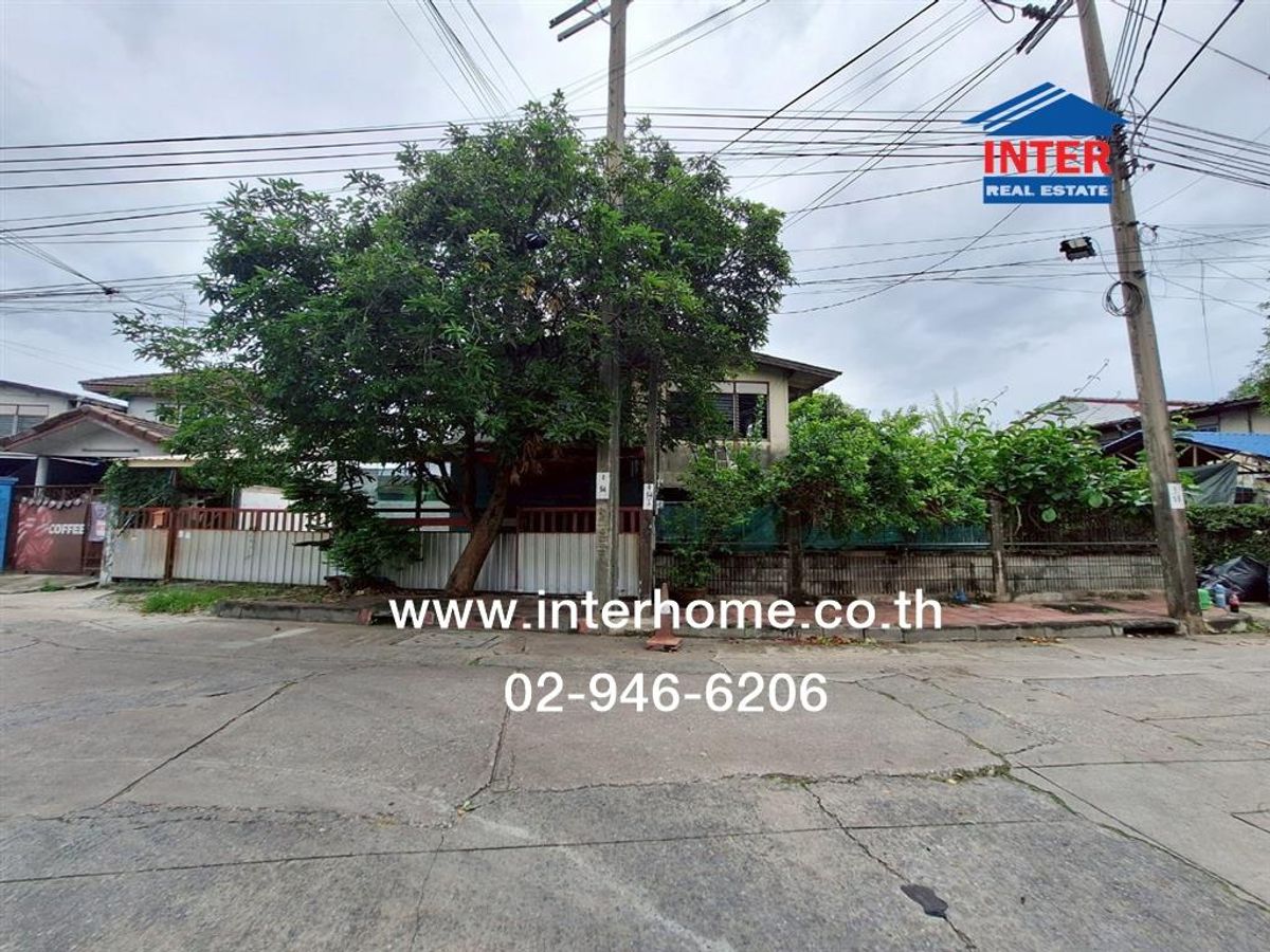 For SaleHousePattanakan, Srinakarin : 2 storey detached house, 67 sq.w. Village, Laem Thong athletes, Soi Laemthong 48, Athlete Village Road Srinakarin Road, Phra Khanong District, Bangkok