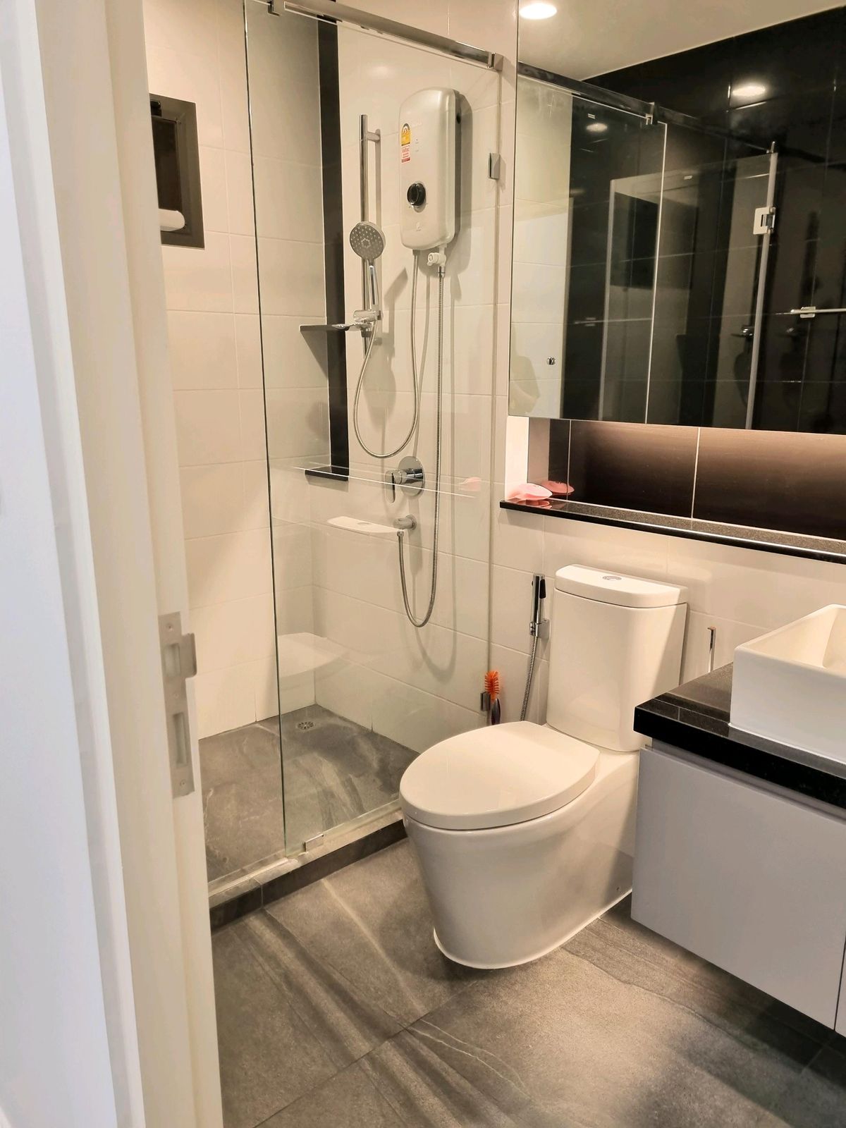 HousePattanakan, Srinakarin : Sansiri Setthasiri, Krungthep Kreetha 2