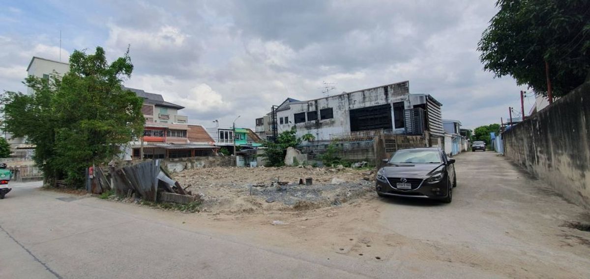 ขายที่ดินบางซื่อ วงศ์สว่าง เตาปูน : ขายที่ดินเปล่า 83 ตร.ว. พร้อมโฉนดครุฑแดง ซอยประชาชื่น 6 แยก 1-2  ใกล้สถานีรถไฟใต้ดินบางซ่อน