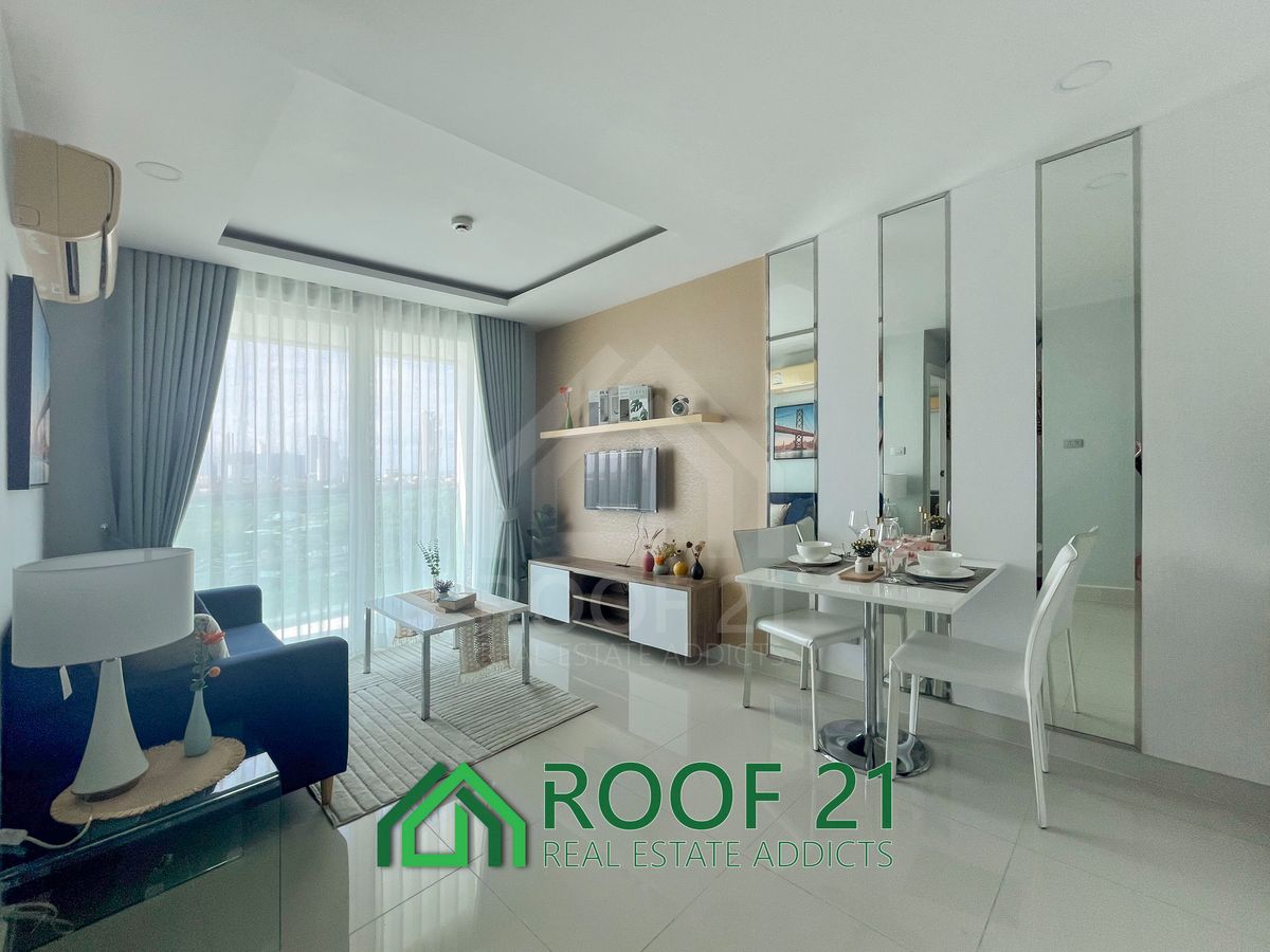 For SaleCondoPattaya, Bangsaen, Chonburi : City-View Unit Newly Renovated with Large Balcony  @ Amazon Residence –TQ