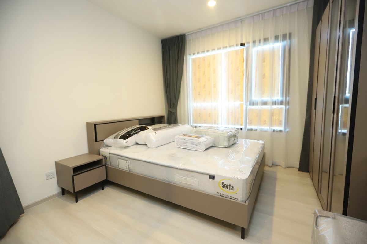 ให้เช่าคอนโดพระราม 9 เพชรบุรีตัดใหม่ RCA : (for rent) Life Asoke ใกล้รถไฟฟ้า MRT เพชรบุรี และ แอร์พอร์ตลิงค์มักกะสัน
