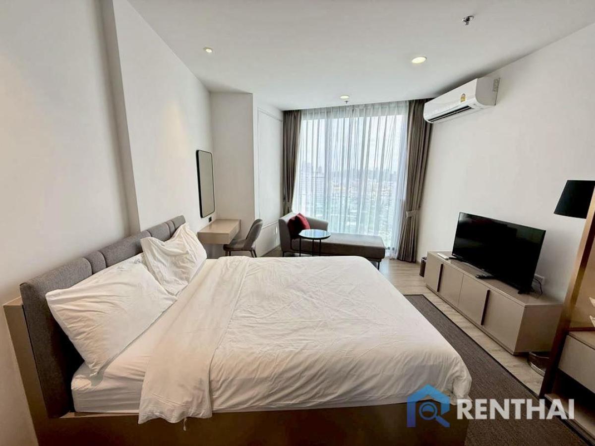 For SaleCondoPattaya, Bangsaen, Chonburi : Luxury Studio Condo in Edge Central Pattaya  5.89 Mb  Thb, Fully Furnished with Amenities