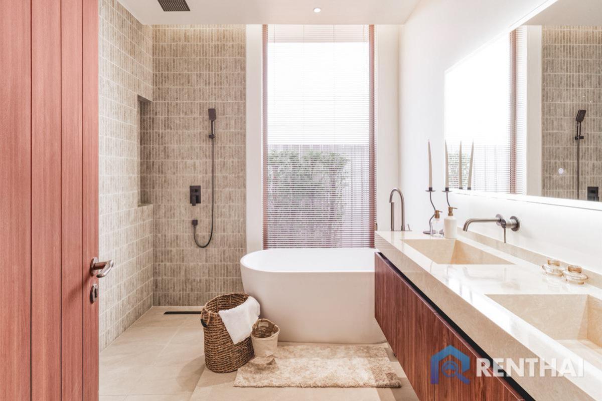 For SaleHousePhuket : This special price won’t last long. secure your villa now before the price increases!