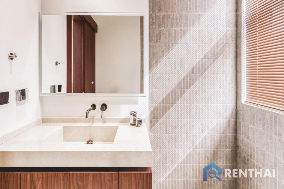 For SaleHousePhuket : This special price won’t last long. secure your villa now before the price increases!