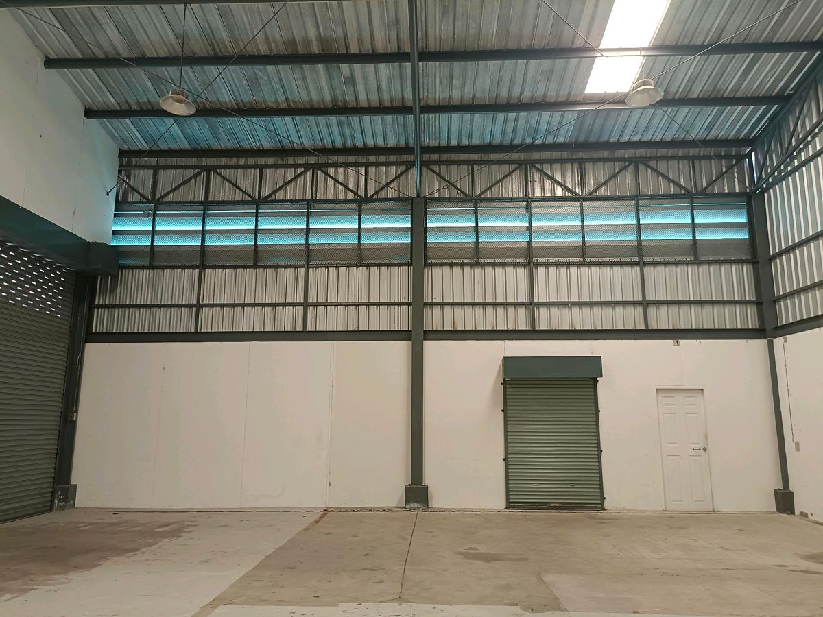 WarehouseNonthaburi, Bang Yai, Bangbuathong : Selling/renting warehouses in the Loft Minifacory Bang Nang Project