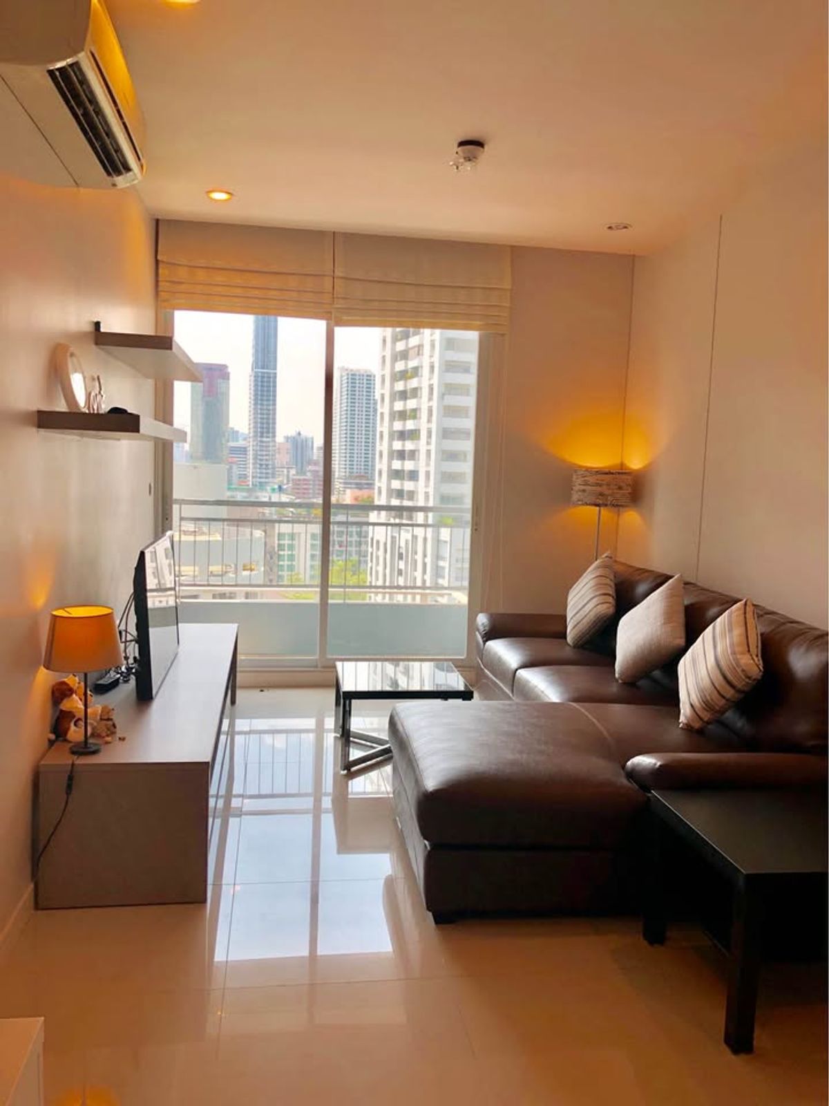 ให้เช่าคอนโดพระราม 9 เพชรบุรีตัดใหม่ RCA : เช่า RR550 Circle Condominium ห้องสวย เฟอร์นิเจอร์ครบ ใกล้รถไฟฟ้า MRT เพชรบุรี