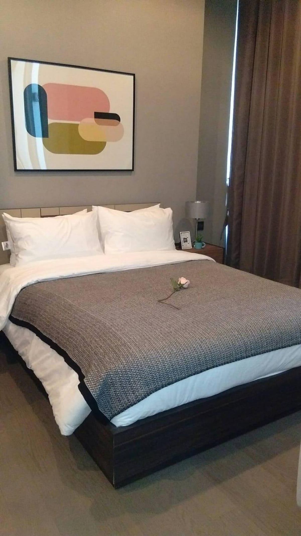 ขายคอนโดพระราม 9 เพชรบุรีตัดใหม่ RCA :  The Esse Singha complex - 1bed 34sqm. Urgent for sale only 9 MB. Available now