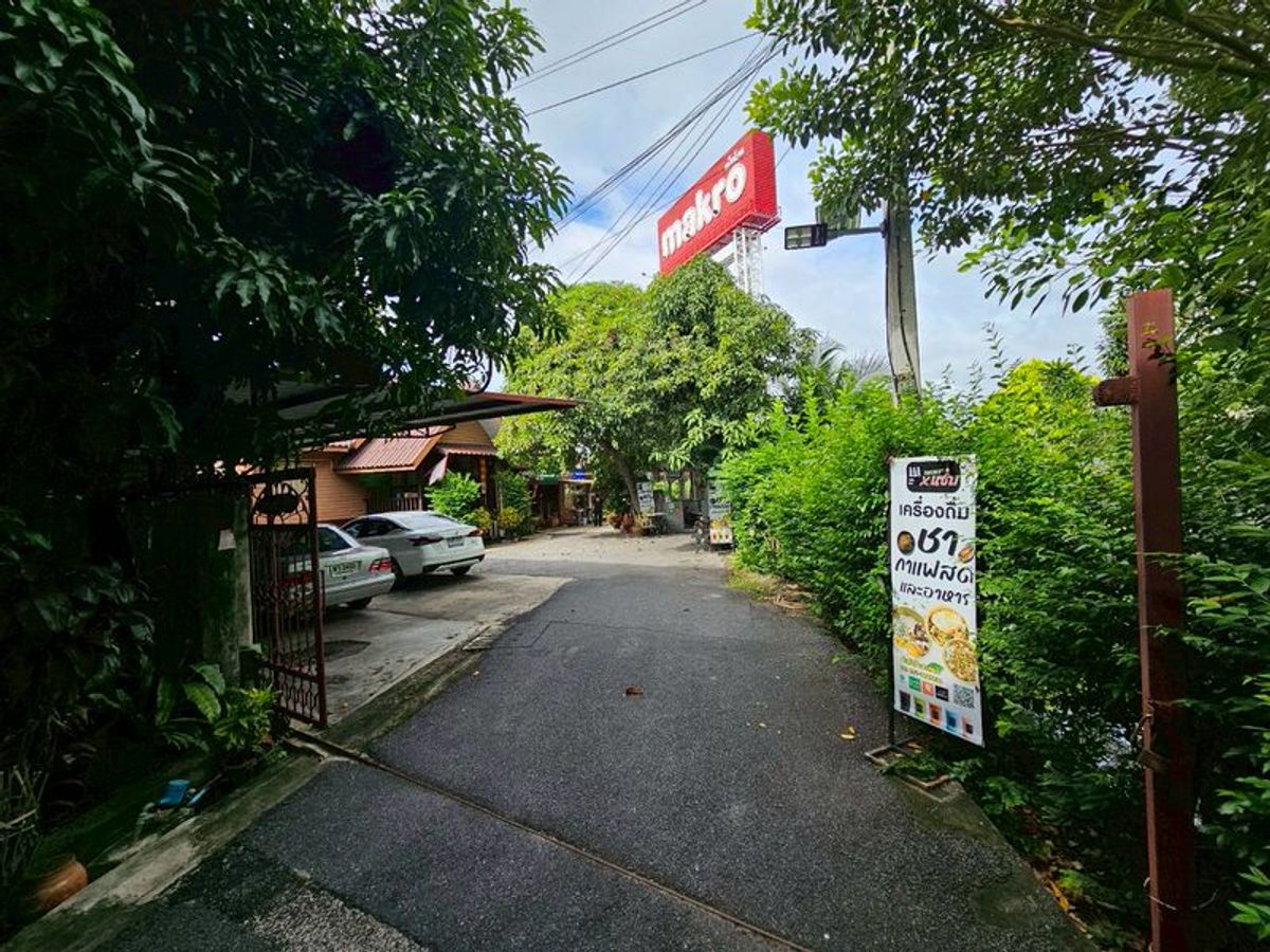 ให้เช่าโฮมออฟฟิศนวมินทร์ รามอินทรา :  ให้เช่า Home Office พร้อมโกดัง 107 ตารางวา ติดแม็คโคร รามอินทรา 76 จอดรถ 10 คัน เฟอร์นิเจอร์สำนักงานครบ เขตคันนายาว กรุงเทพมหานคร