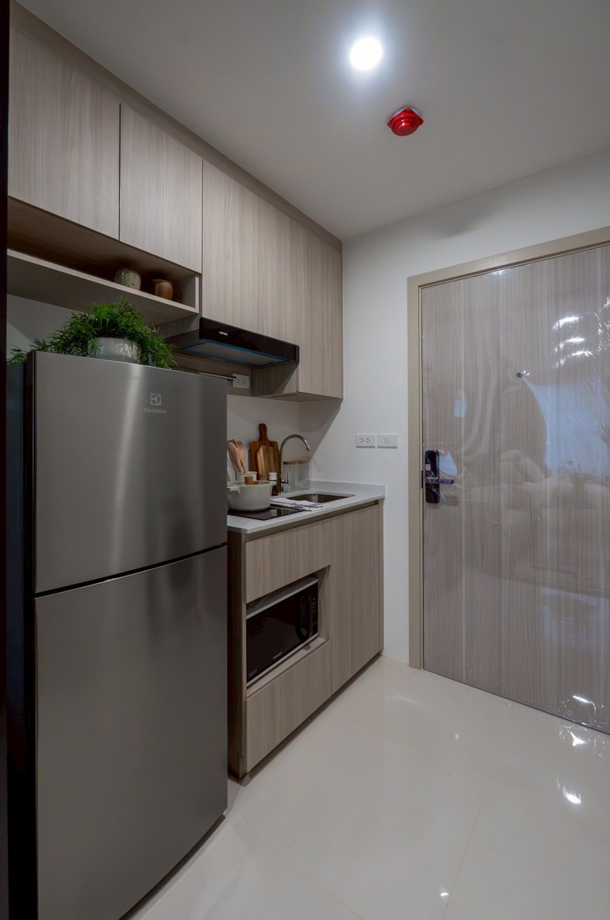 For RentCondoSamut Prakan,Samrong : Rent! Condo to raise dogs, cats.