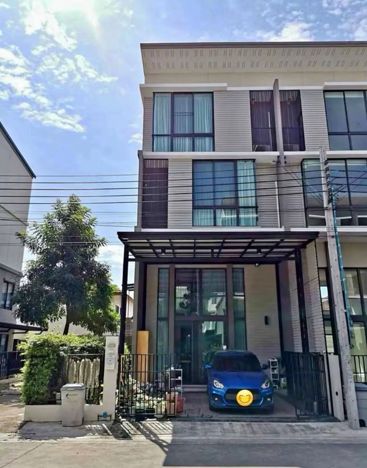 ให้เช่าทาวน์โฮมพัฒนาการ ศรีนครินทร์ : ใฟ้เช่าบ้านพัฒนาการ
