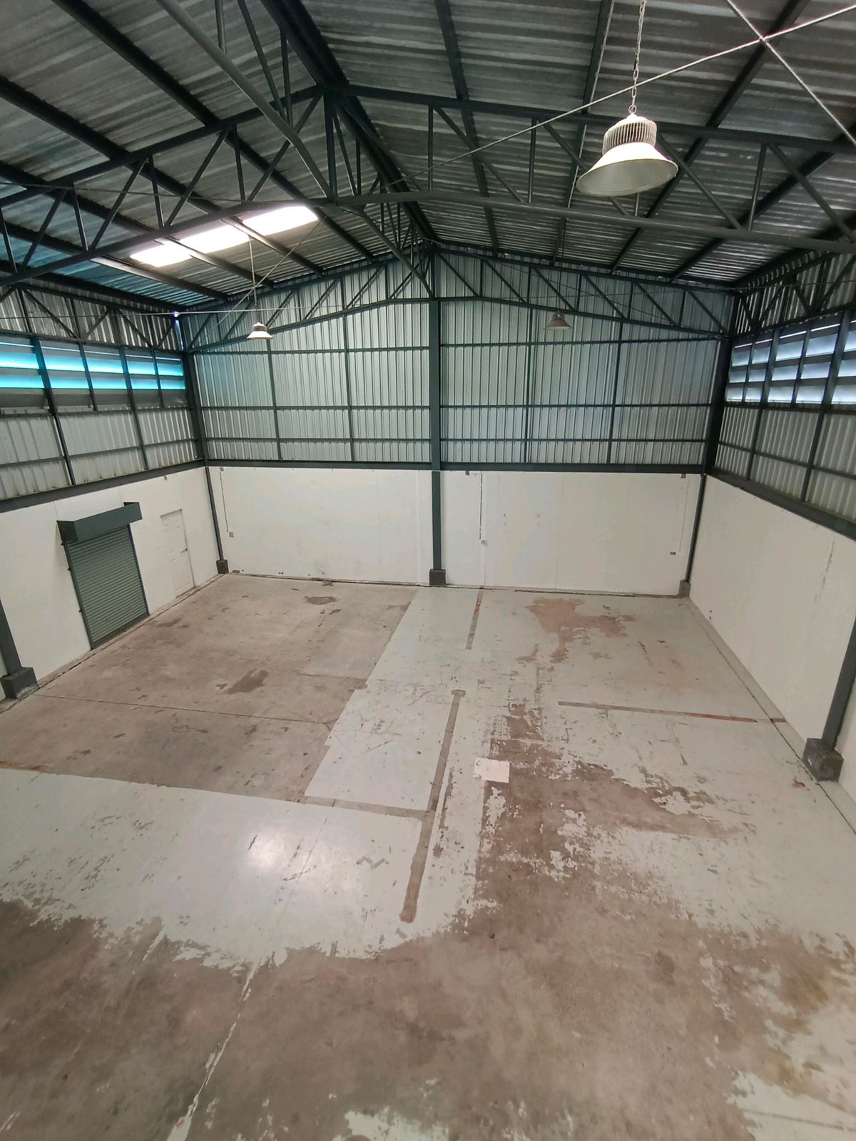 WarehouseNonthaburi, Bang Yai, Bangbuathong : Selling/renting warehouses in the Loft Minifacory Bang Nang Project
