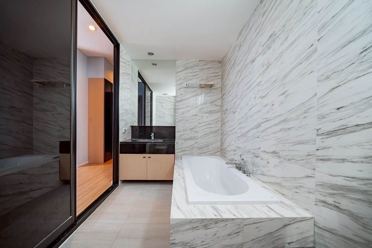 For SaleTownhomePattanakan, Srinakarin : TownHome for Sale Nirvana Define Rama 9, 3 bedroom 21 sqw 230 sqm Near Ramkhamhaeng, Pattanakarn, Huamak, The Nine : SL25S-015