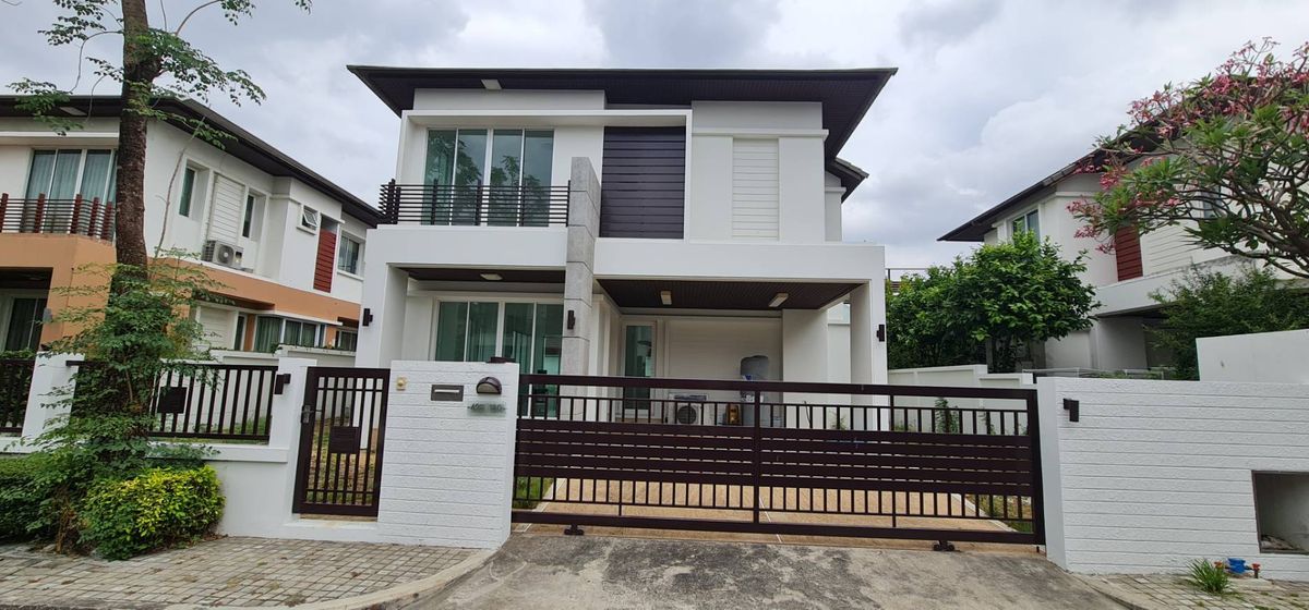 บ้านบางนา แบริ่ง ลาซาล : บ้านเดี่ยวสภาพนางฟ้า บลูลากูน 1 (Blue Lagoon 1) โซนบางนา-วงแหวน พร้อมอยู่