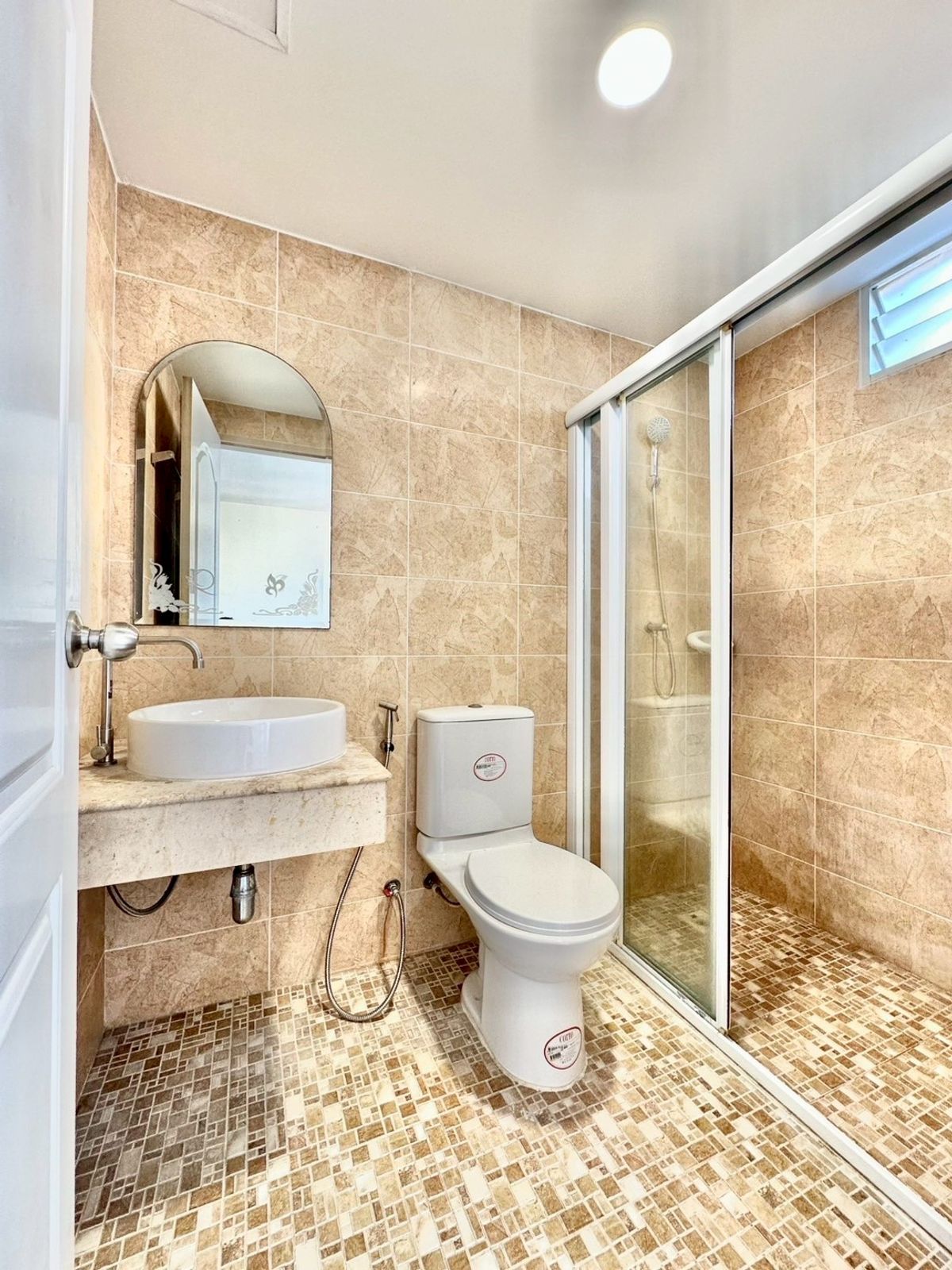 For SaleCondoRatchadapisek, Huaikwang, Suttisan : Minimal style room ♥ The auspicious room numbers are already. Salvage is not happy. Welcome to refund.