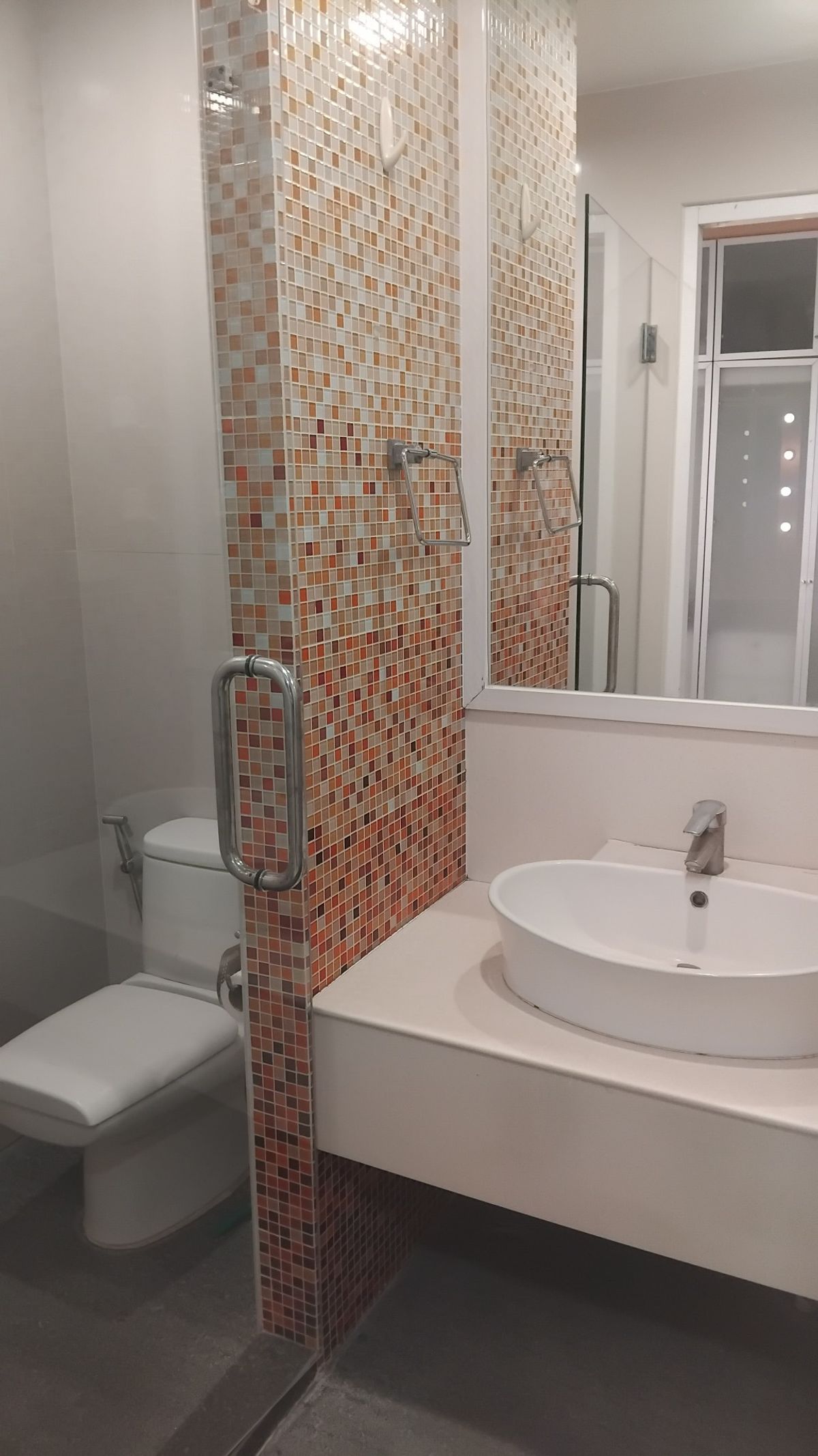 For SaleShop HouseBang kae, Phetkasem : Sell 3 -storey building, 5 booths, Soi Petchkasem 52, area 94 sq.m. #SME manufacturing plant #Decoration well, price 25 minus.