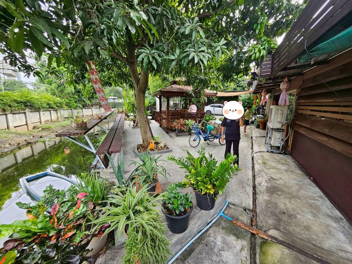 ให้เช่าโฮมออฟฟิศนวมินทร์ รามอินทรา :  ให้เช่า Home Office พร้อมโกดัง 107 ตารางวา ติดแม็คโคร รามอินทรา 76 จอดรถ 10 คัน เฟอร์นิเจอร์สำนักงานครบ เขตคันนายาว กรุงเทพมหานคร