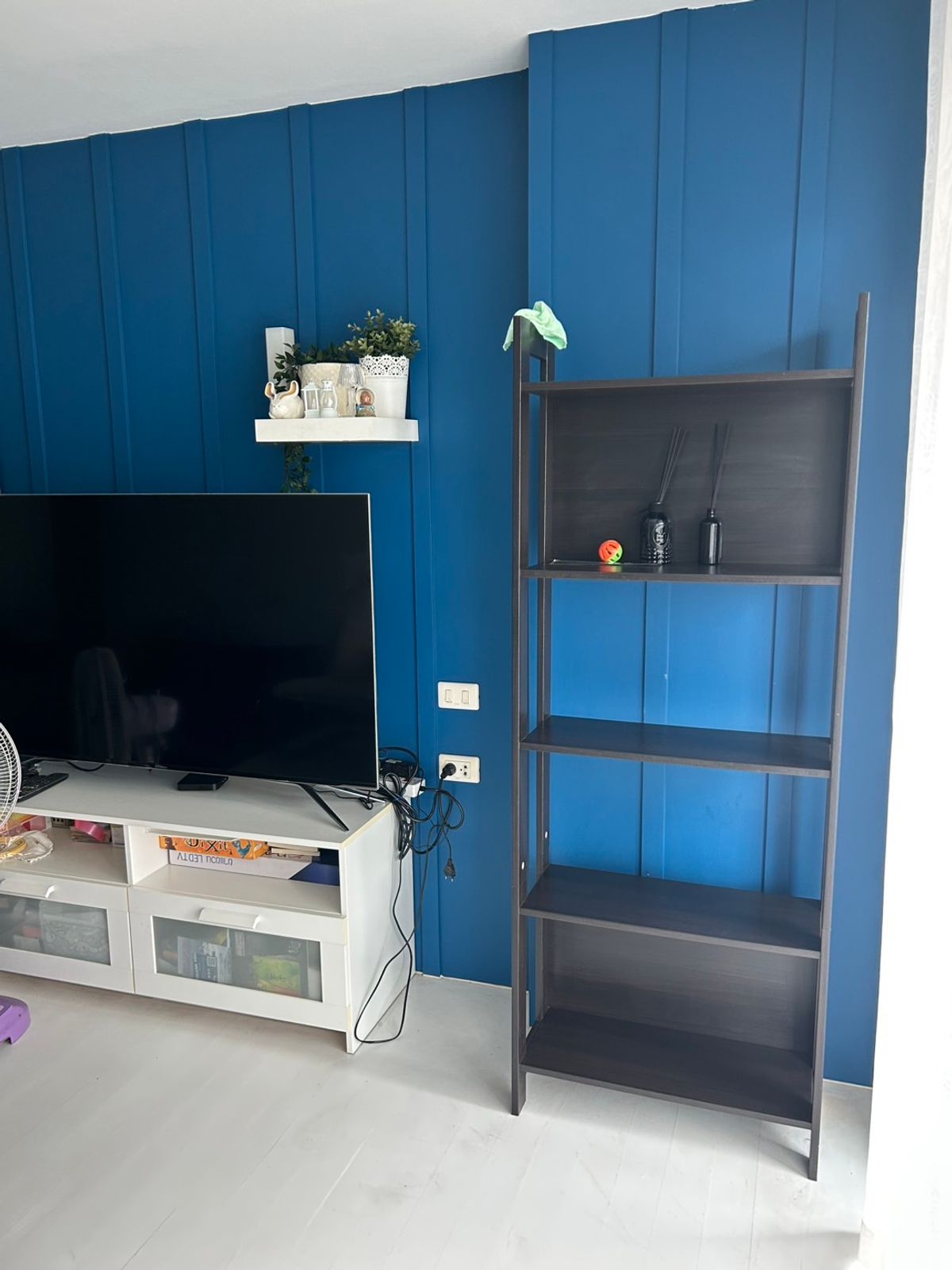For RentCondo : ให้เช่า 1ห้องนอน 1ห้องน้ำ เฟอร์นิเจอร์ตกแต่งพร้อมอยู่ เครื่องใช้ไฟฟ้าครบ