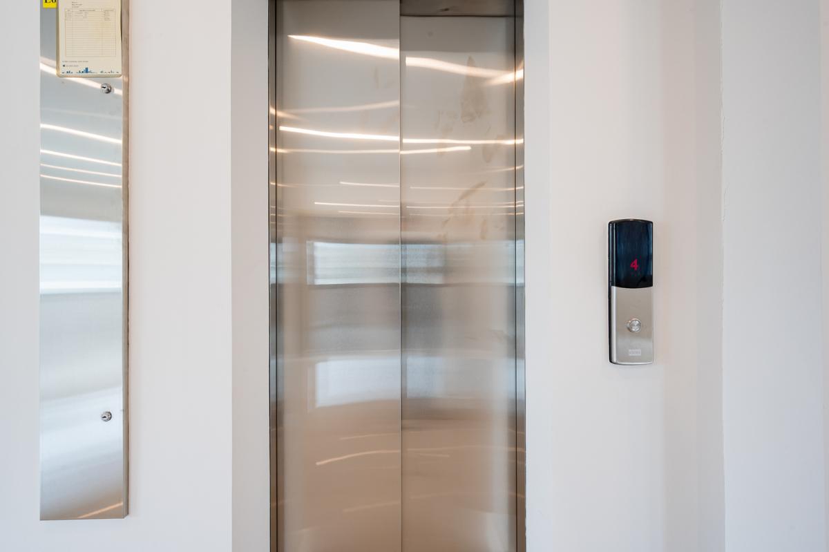 ขายทาวน์โฮมเยาวราช บางลำพู : 🔥ขายด่วน+🔥 ไทเกอร์ เลน ดีไซน์เหนือกาลเวลา ณ ใจกลางย่าน เยาวราช-เสือป่า พร้อมลิฟต์ส่วนตัว