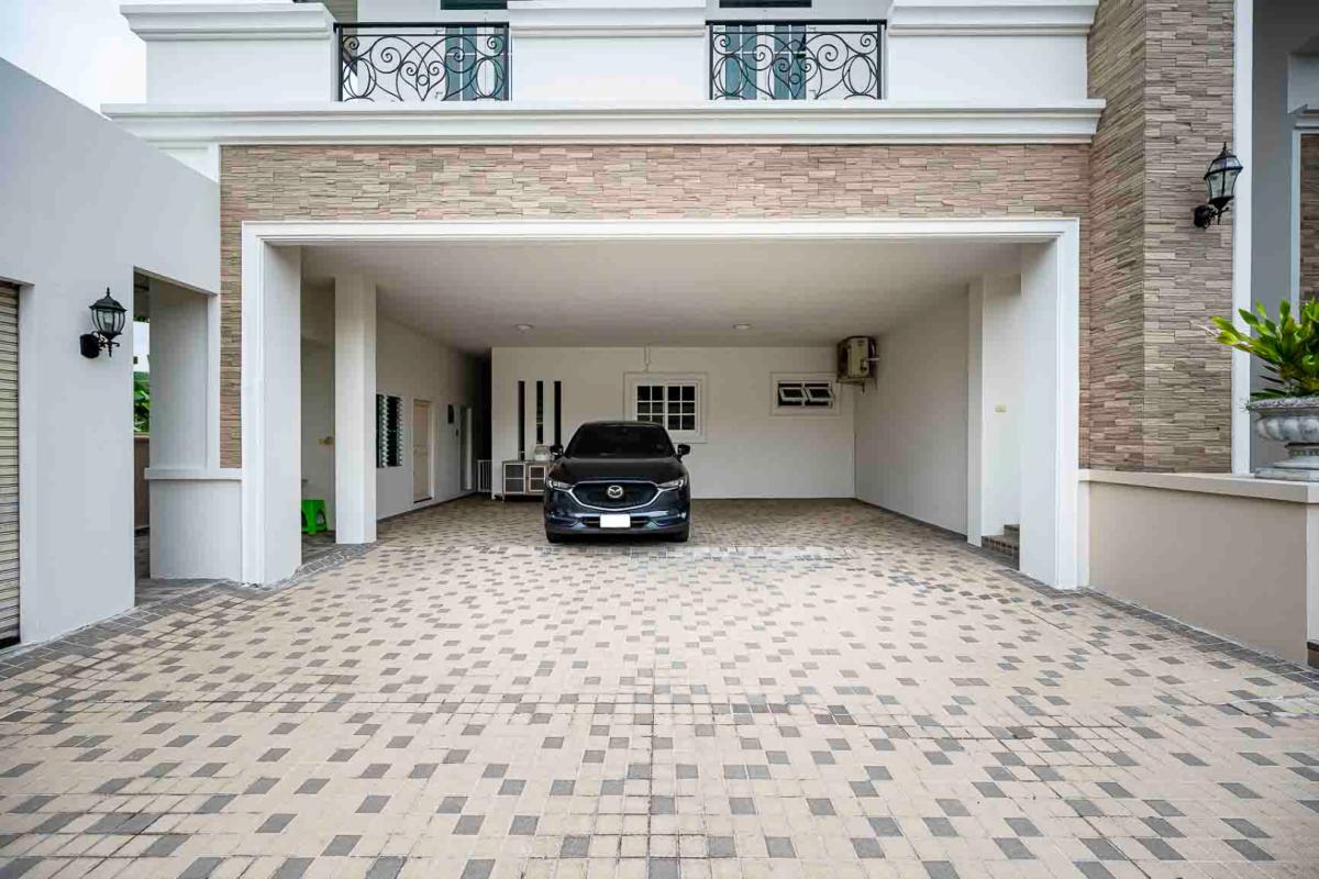 ขายบ้านแจ้งวัฒนะ เมืองทอง : 🔥ขายด่วน + 🔥หมู่บ้านคฤหาสน์ทายาท พื้นที่กว้าง พร้อมสระว่ายน้ำส่วนตัว