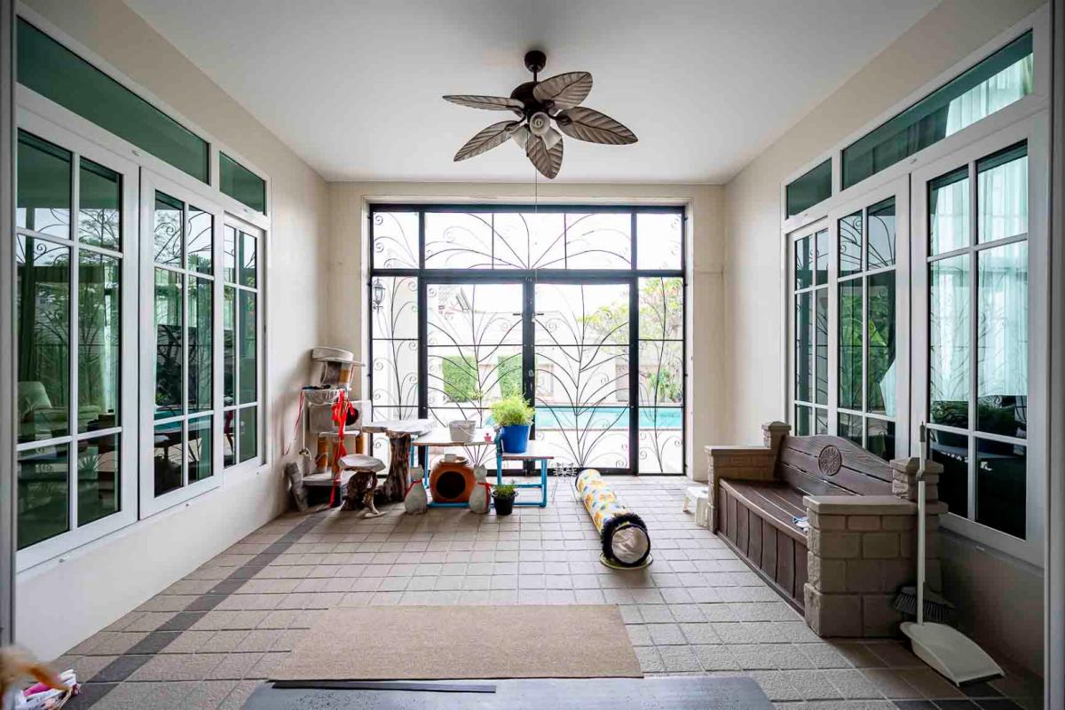 ขายบ้านแจ้งวัฒนะ เมืองทอง : 🔥ขายด่วน + 🔥หมู่บ้านคฤหาสน์ทายาท พื้นที่กว้าง พร้อมสระว่ายน้ำส่วนตัว