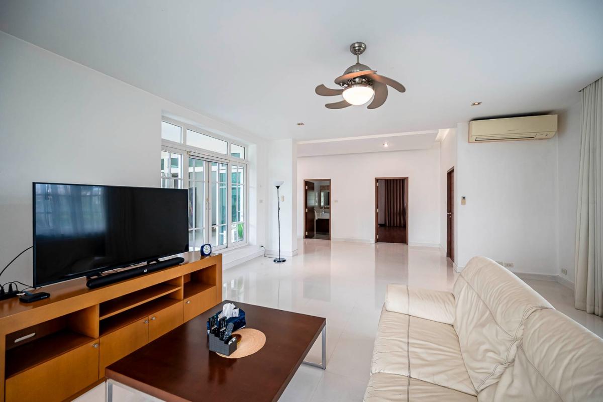 ขายบ้านแจ้งวัฒนะ เมืองทอง : 🔥ขายด่วน + 🔥หมู่บ้านคฤหาสน์ทายาท พื้นที่กว้าง พร้อมสระว่ายน้ำส่วนตัว