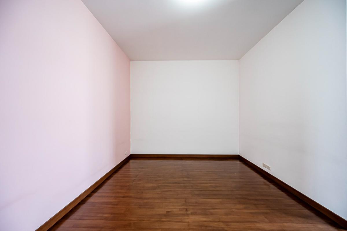 ขายบ้านแจ้งวัฒนะ เมืองทอง : 🔥ขายด่วน + 🔥หมู่บ้านคฤหาสน์ทายาท พื้นที่กว้าง พร้อมสระว่ายน้ำส่วนตัว