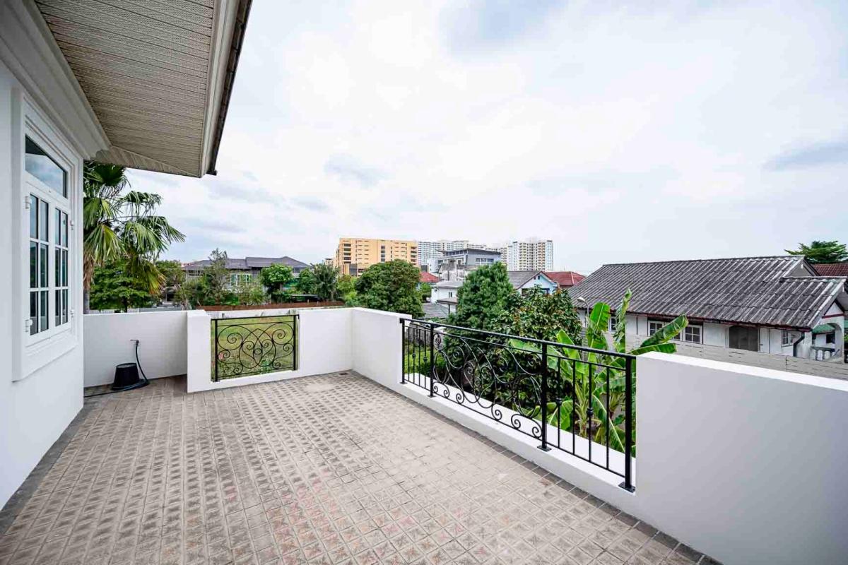 ขายบ้านแจ้งวัฒนะ เมืองทอง : 🔥ขายด่วน + 🔥หมู่บ้านคฤหาสน์ทายาท พื้นที่กว้าง พร้อมสระว่ายน้ำส่วนตัว