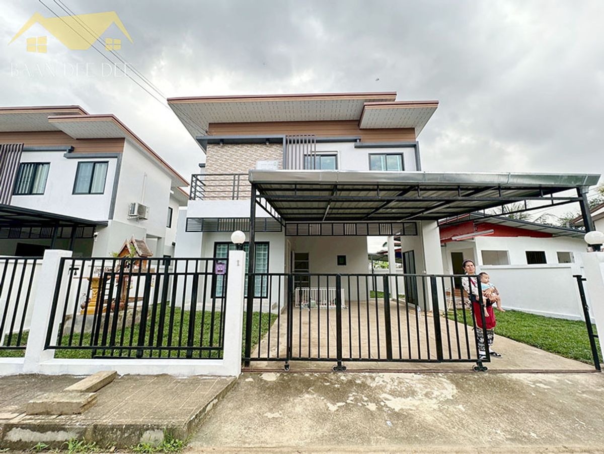For RentHouseChiang Mai : House in the project Rent 25,000 baht per month, near Home Proson, only 5 minutes. No.11H587