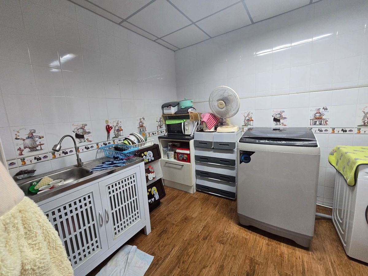 ขายทาวน์โฮมพระราม 2 บางขุนเทียน : ทาวน์โฮม กัสโต้ พระราม2-เทียนทะเล 19  อารมณ์บ้านเดี่ยว เนื้อที่ 21.4 ตรว. หน้าบ้านไม่ชนใคร ถนนเมน