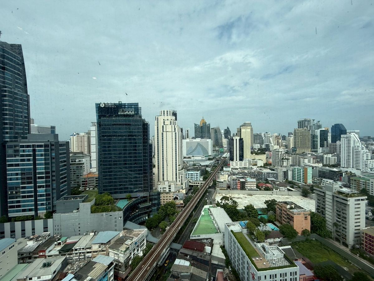 For SaleCondoNana, North Nana,Sukhumvit13, Soi Nana : Pro Cook Q1 Sukhumvit 3 Beds 4 Baths 147.5 SQ.M. P/F ** Fixed 2 Parking