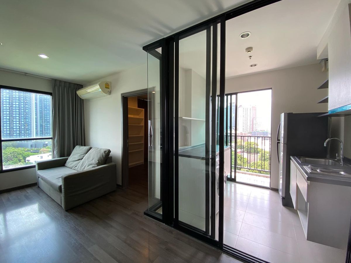 ให้เช่าคอนโดอ่อนนุช อุดมสุข : 📣 [For Rent] เช่าด่วน!! คอนโด the base park west แต่งครบ สภาพดีมาก ห้องสวย 🔥