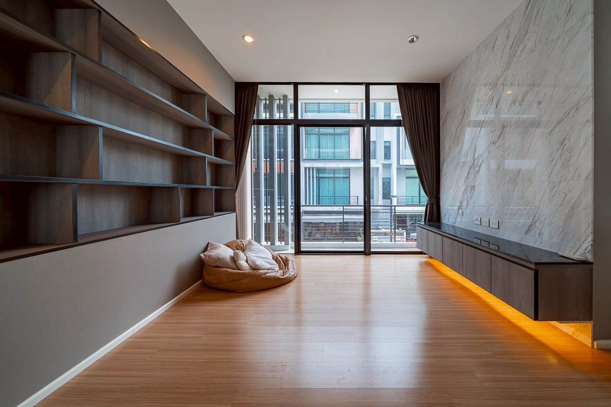 For SaleTownhomePattanakan, Srinakarin : TownHome for Sale Nirvana Define Rama 9, 3 bedroom 21 sqw 230 sqm Near Ramkhamhaeng, Pattanakarn, Huamak, The Nine : SL25S-015