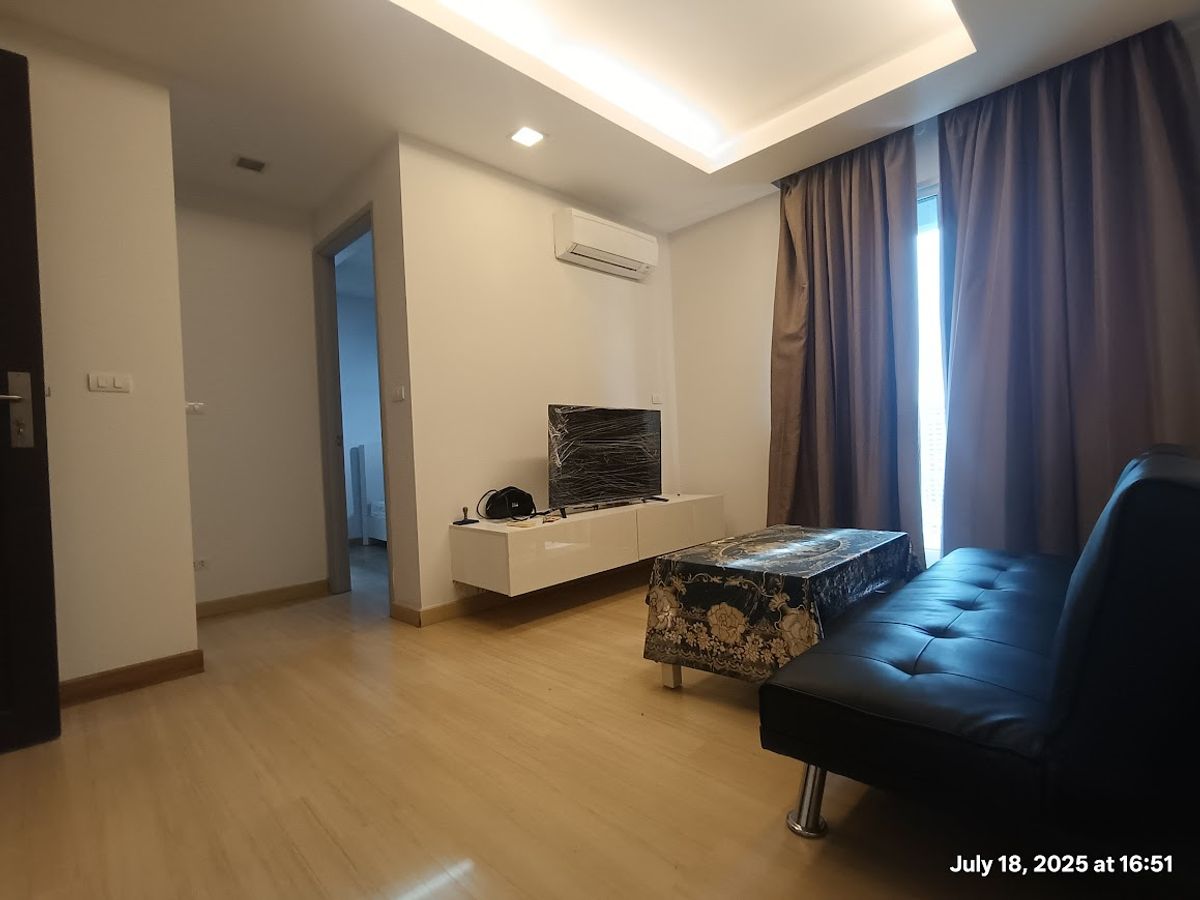 ให้เช่าคอนโดพระราม 9 เพชรบุรีตัดใหม่ RCA : Thru thonglor condo for rent  ทรู ทองหล่อ เอกมัย เพชรบุรี ให้เช่า 