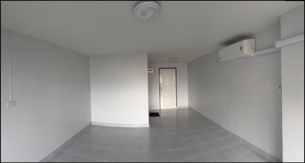 ขายคอนโดสะพานควาย จตุจักร : ขายห้องเปล่า 38 ตรม. Family Town Condo ซอย อินทามระ 29 (S4950)