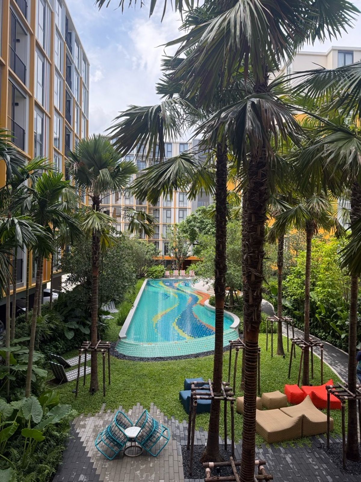 ขายดาวน์คอนโดภูเก็ต : ขายคอนโด The Base Rise Phuket ถูกสุดในโครงการ