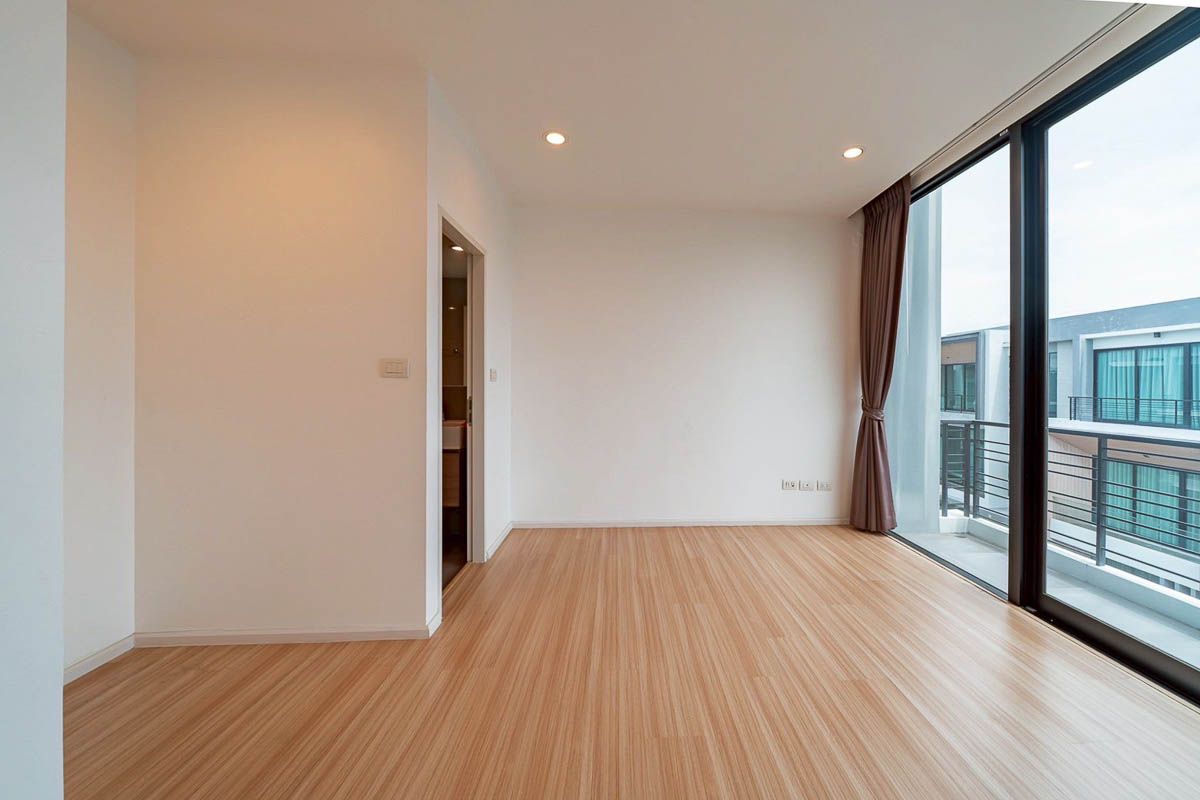 For SaleTownhomePattanakan, Srinakarin : TownHome for Sale Nirvana Define Rama 9, 3 bedroom 21 sqw 230 sqm Near Ramkhamhaeng, Pattanakarn, Huamak, The Nine : SL25S-015