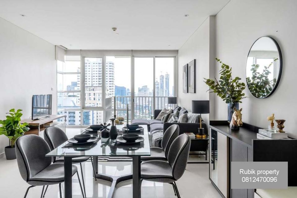For RentCondoSukhumvit, Asoke, Thonglor : Condo for rent, Fullerton Sukhumvit (RB163), ready to go in August 15, 2025.