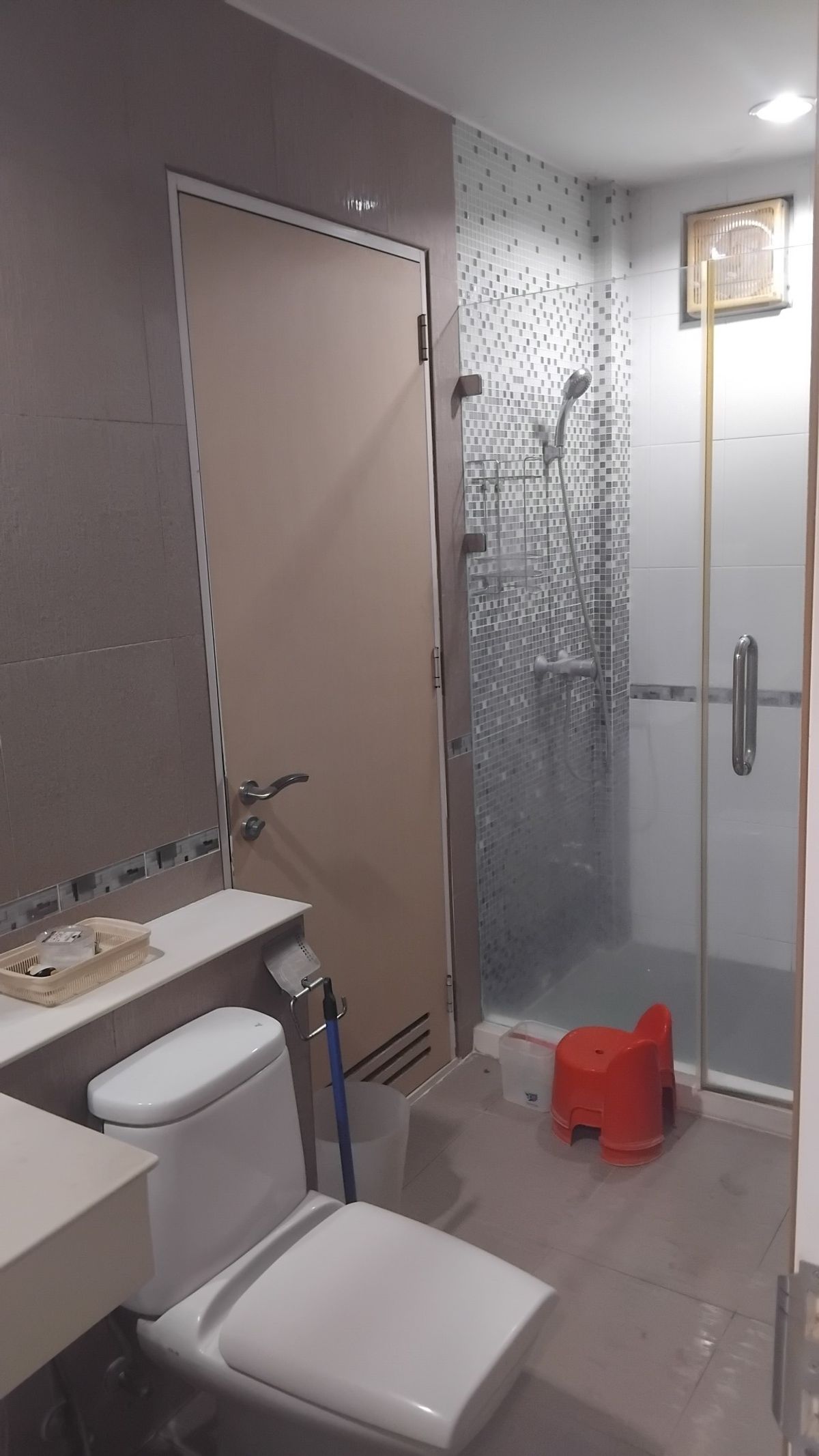 For SaleShop HouseBang kae, Phetkasem : Sell 3 -storey building, 5 booths, Soi Petchkasem 52, area 94 sq.m. #SME manufacturing plant #Decoration well, price 25 minus.