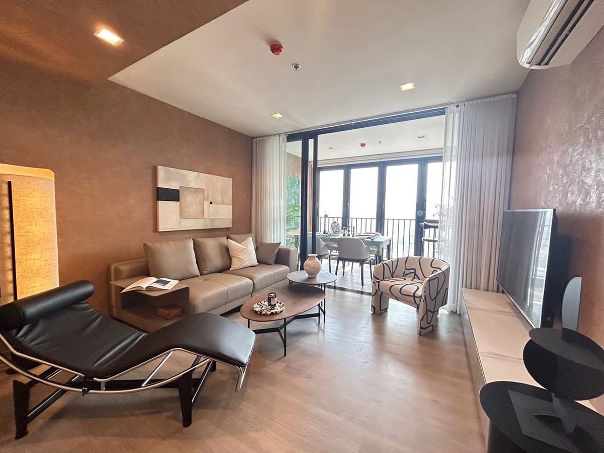ให้เช่าคอนโดลาดพร้าว เซ็นทรัลลาดพร้าว : เดอะ ไลน์ พหลโยธิน พาร์ค Loft 2 ห้องนอน ตกแต่งพร้อมเข้าอยู่