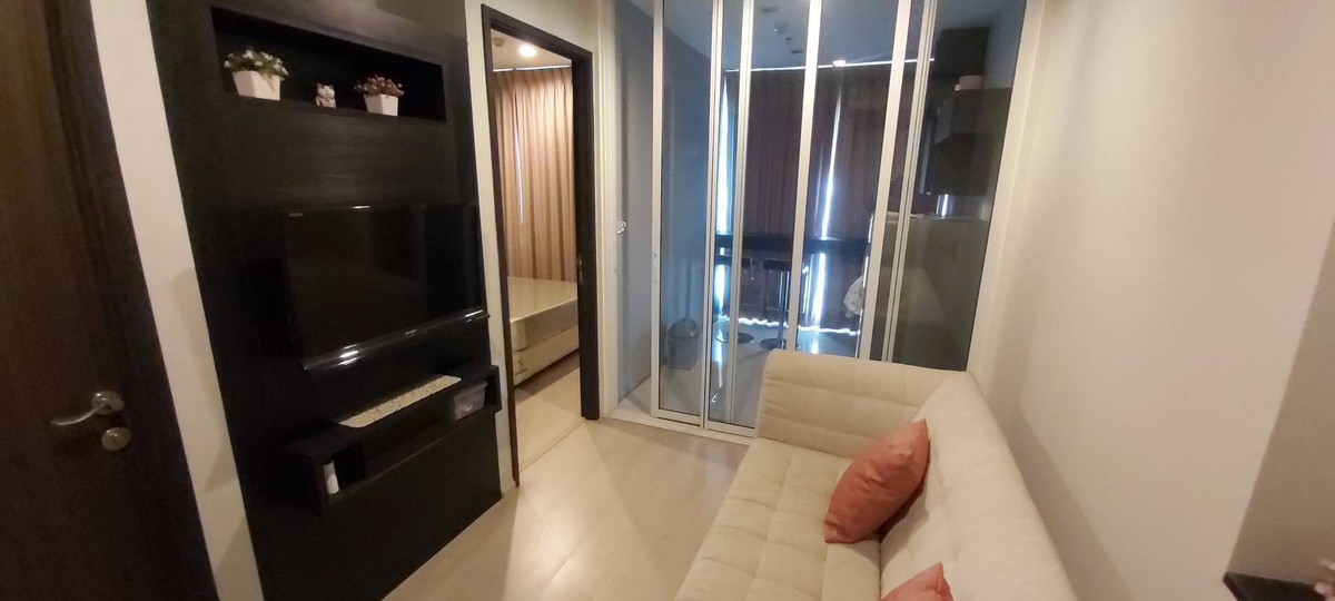 For RentCondoOnnut, Udomsuk : (For rent) Condo RHYTHM Sukhumvit 44/1, very good price! 1 bedroom 35 Sq.m., fully furnished + electrical appliances ㅡ Next to 🚆BTS Phra Khanong