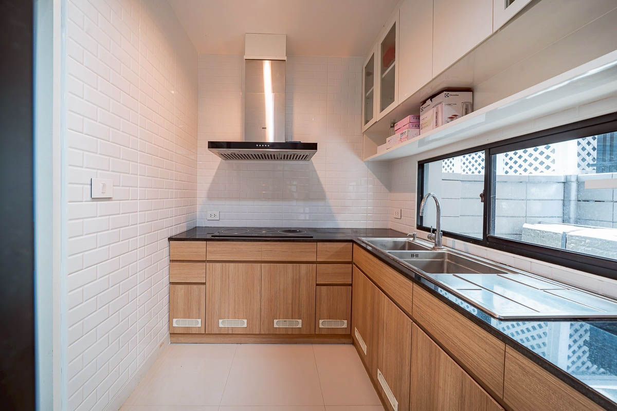 For SaleTownhomePattanakan, Srinakarin : TownHome for Sale Nirvana Define Rama 9, 3 bedroom 21 sqw 230 sqm Near Ramkhamhaeng, Pattanakarn, Huamak, The Nine : SL25S-015